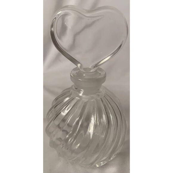 Vintage Clear Ribbed Glass Perfume 5” Bottle W/ Heart Shape Topper - Picture 1 of 2